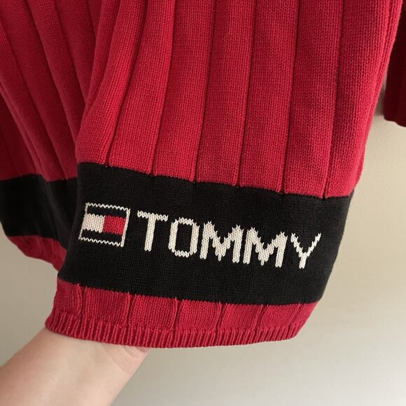 Tommy Hilfiger Men Sz L Red Long Sleeve V-Neck Pullover Heavyweight Sweater - Picture 3 of 9